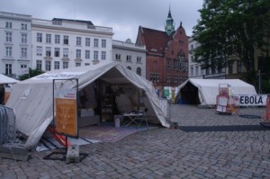 Ausstellung Nothilfe in Lübeck: Grundversorgung