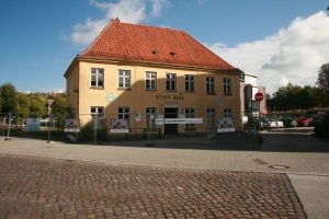 Gasthaus und Hotel "Stadt Kiel" in Wellingdorf an der Schwentine - vor dem Abriss (2010)