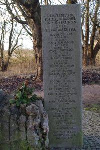 Gedenkstein auf ehemaligen KZ Russee in Kiel