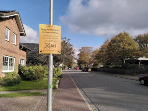 Plakat der BINS in Meldorf für ein JA! beim Bürgerentscheid am 22.11.2026