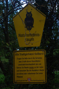 Schild Naturerlebnisraum Kollhorst in Kiel
