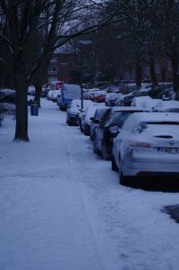 Zugeparkter Gehweg in Gaarden