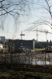 Moebelkraft-Mietcontainer in Kiel zur Vorbereitung der Zerstörung der Armengärten